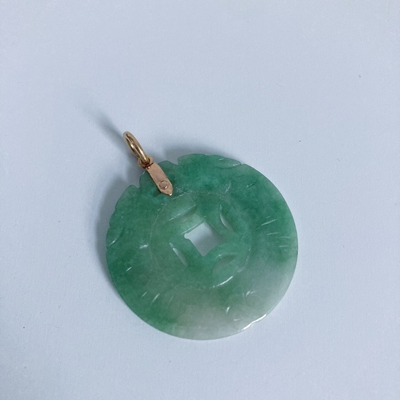 Antique 18K Yellow Gold Bale Carved Green Jade Medallion Pendant - Picture 1 of 4